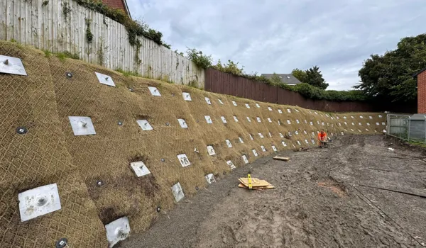 Slope Stabilisation - Earth Bunds - Cuttings (12).png